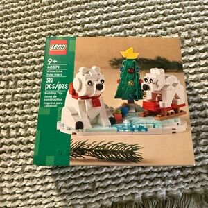 Lego Wintertime Polar Bears